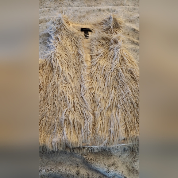 Ashley Stewart Jackets & Blazers - Ashley Stewart furry vest !